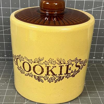 Crock Cookie Jar with Lid