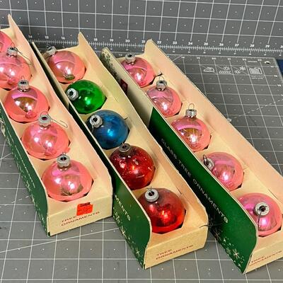 3 boxes of Pink (mostly) X-mas Bulbs 