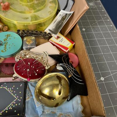 Tray of Sewing Items 