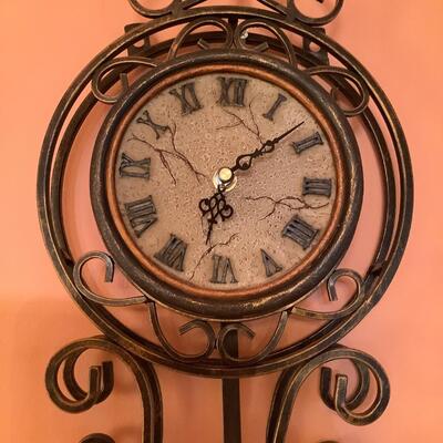 Wall clock -metal- battery operated