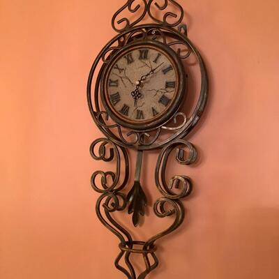 Wall clock -metal- battery operated