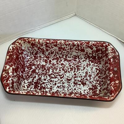 Lot 877 Pair of Red/White Enameled Spatterware Baking Pans