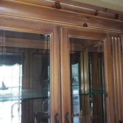 Thomasville China Cabinet