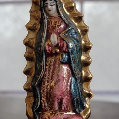 Lot 84: Small Vintage Handpainted Porcelain Virgin Mary Stature