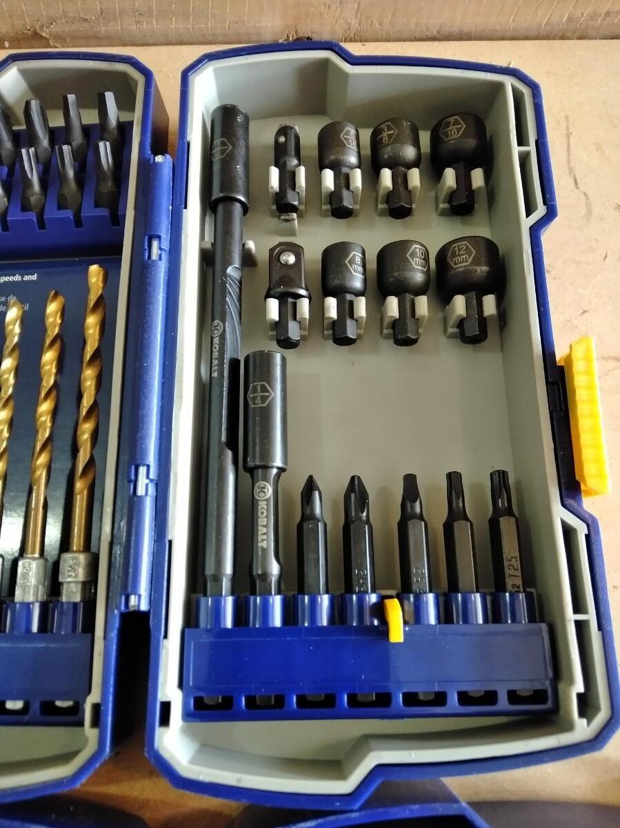 LOT 250 KOBALT DRIVER BIT SETS