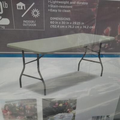 LOT 99  NEW LIGHTWEIGHT 5' PORTABLE TABLE