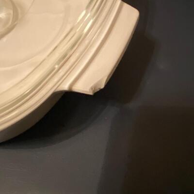 Set of four corning ware covered casserole dishes