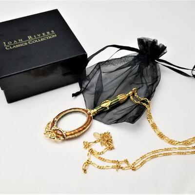 Lot #117 Vintage JOAN RIVERS Magnifier necklace in original box