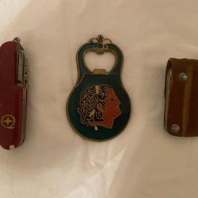 Lot of three vintage utility items