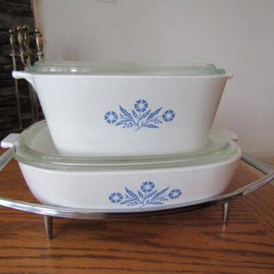 Corningware Blue Cornflower- 2 Pieces with Lids and Metal Serving Rack
