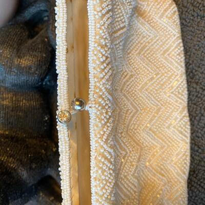 Vintage beaded Richere clutch