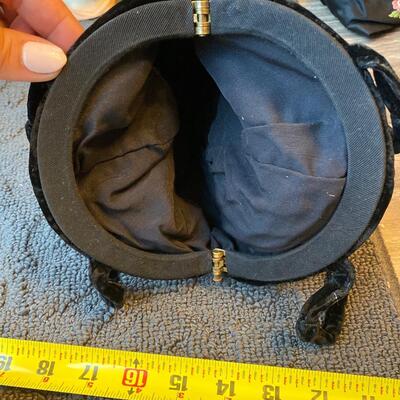 Vintage velvet round handbag