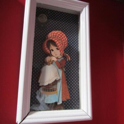 Home Decor- Wall Art- Girls with Bonnets
