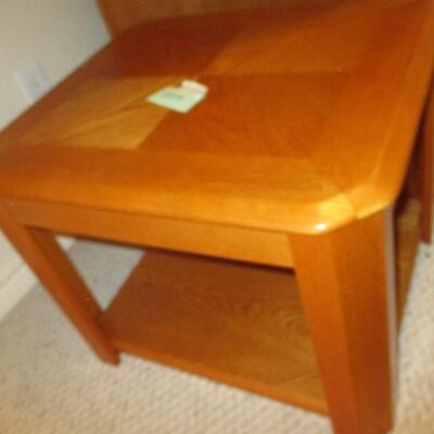 Oak End Table