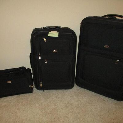 Pierre Cardin Luggage & Luggage Rack
