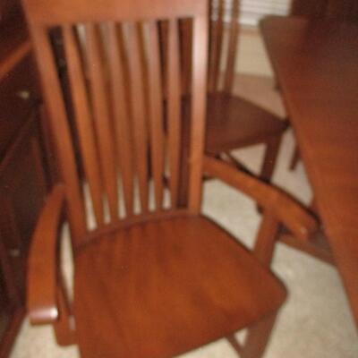 Haverty's Formal Dining Table & Chairs