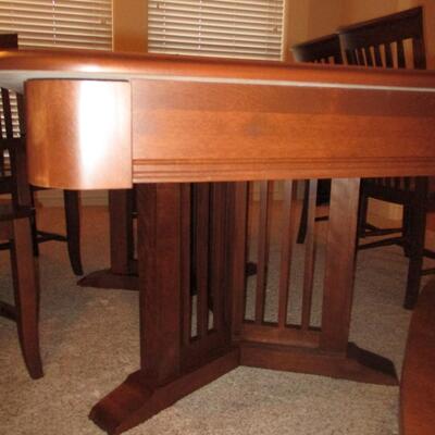 Haverty's Formal Dining Table & Chairs