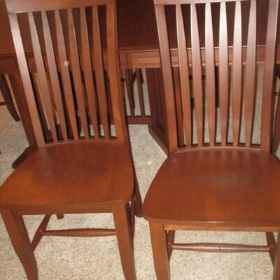 Haverty's Formal Dining Table & Chairs