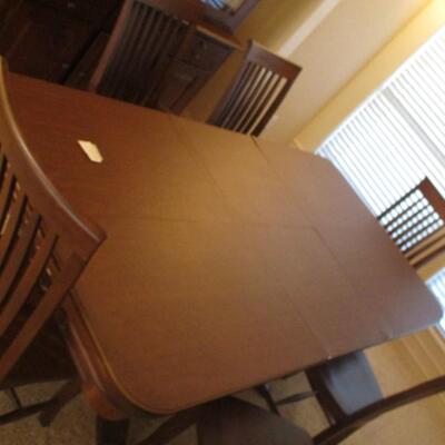 Haverty's Formal Dining Table & Chairs