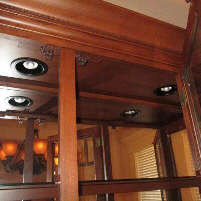 Canadel China Hutch/ Buffet