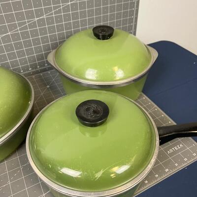 Green Aluminum Cookware 3 pieces  with lids. 
