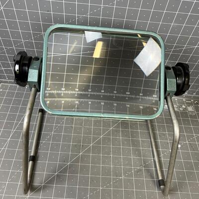Stereo Rom - A -Viewer ( Super Magnifier) 