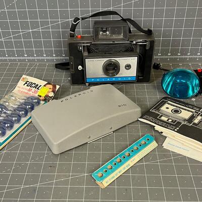 POLAROID with accessories 