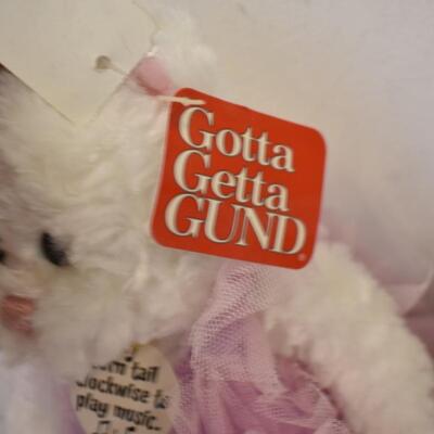 2 Stuffed Animals, Gund/Cozy's Inc: Cat w/wind-up tail (plays music), Bear - New