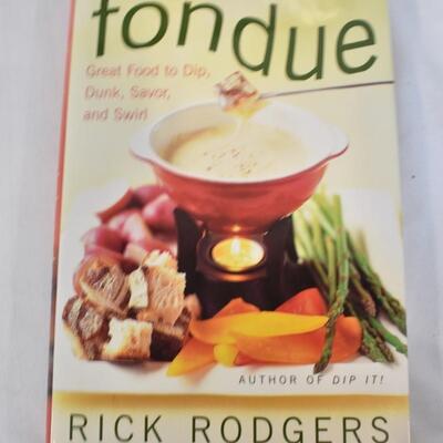 Trudeau Multi Fondue Set and Fondue Recipes by Rick Rodgers - New