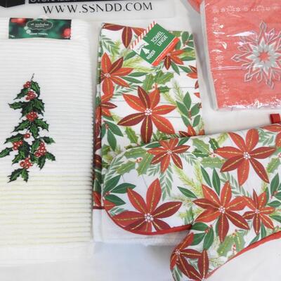 9 pc Christmas Decor: Kitchen Towels, Plates, Napkins. Stationery, Candles - New