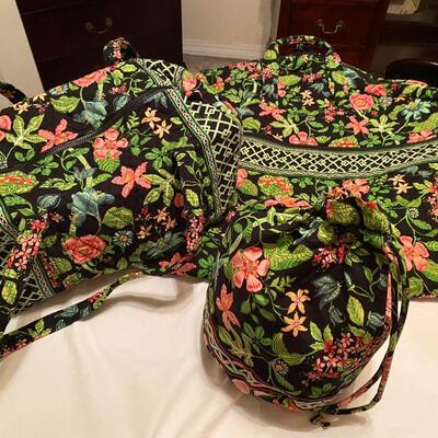 Vera Bradley lot B, LIKE NEW