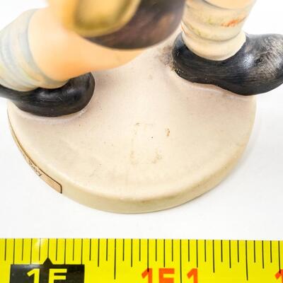 HUMMEL â€œSCHOOL BOYâ€ #82 GOEBEL WEST GERMANY VINTAGE FIGURINE