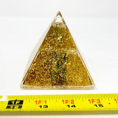 SPHYNX GOLD GLITTER PLASTIC SNOW GLOBE SOUVENIR