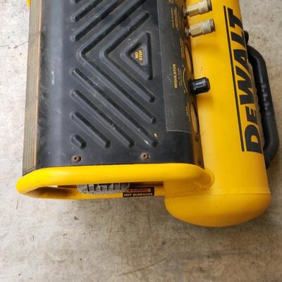 Dewalt Emglo compressor, like new!