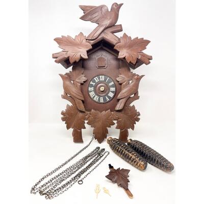 GERMAN REGULA SCHMECKENBECHER BLACK FOREST WOODEN CUCKOO CLOCK