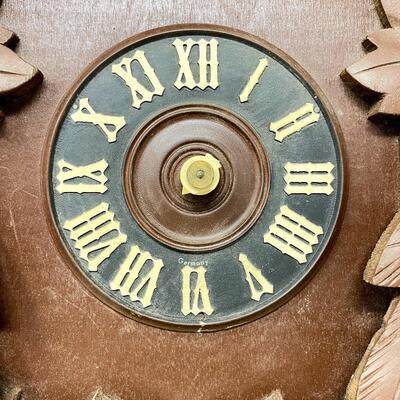GERMAN REGULA SCHMECKENBECHER BLACK FOREST WOODEN CUCKOO CLOCK