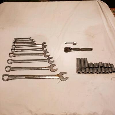 30 pieces of used but not abused c Craftsman tools