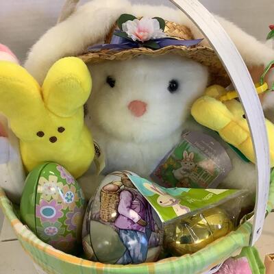 995 Easter Basket with 