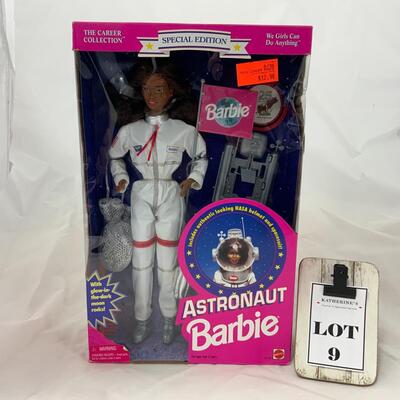 -9- Astronaut Barbie (1994) | Career Collection | Special Edition