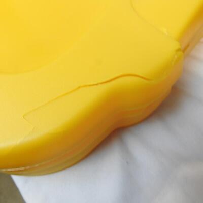 4 Durabilt 10 Gallon Tubs.  Black with Yellow Lids (Lids damaged, see pics)