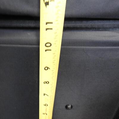Black Briggs & Riley Luggage w/Wheels: Interior: 10in Deep, Several Pockets