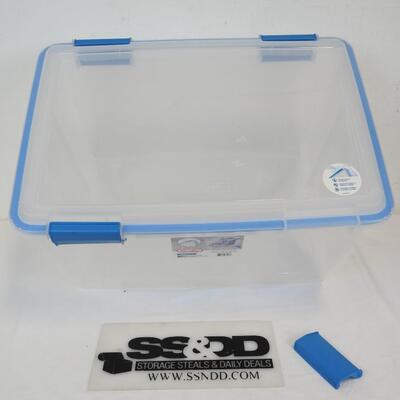 Sterilite 54 qt Gasket Box. One Handle Broken
