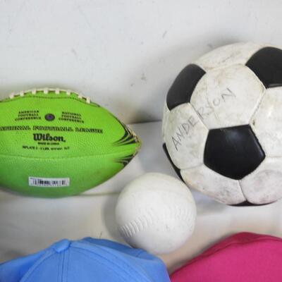 11 pc: Striped Outdoor Bag with 6 sports balls & 4 Hats