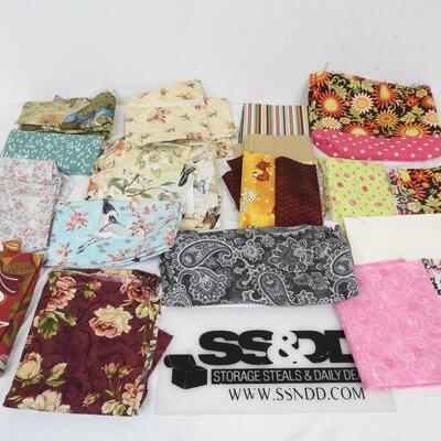 17 pieces Misc Fabric: florals, Stripes, Dots, Swirls, Birds, Roosters