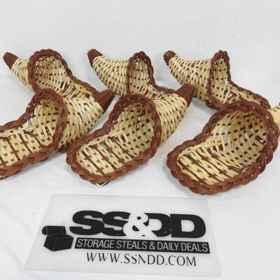 6 Cornucopia Shaped Baskets, Thanksgiving Fall Table Decor