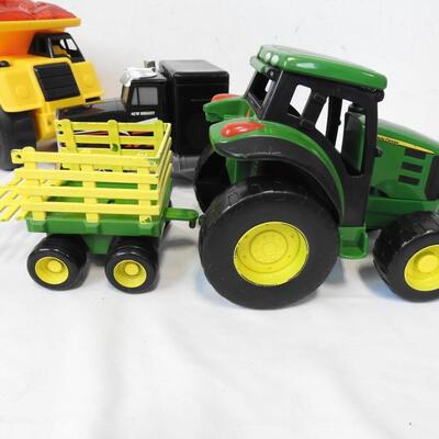 10 pc Vehicle Toys: CAT Dump Truck, Semi Trucks, John Deere Tractor & Trailer