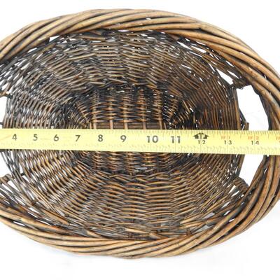4 Baskets: 3 Light Brown, 1 Dark Brown with side handles. 1 with Tall Handle,