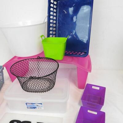 11 pc Plastic Organizing Baskets & Bins. Pink Lap Desk for Kids (needs cleaning)