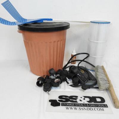 Home Improvement Lot: Trashcan w/Lid, Power Strip, Giant Flyswatters, Wood Glue