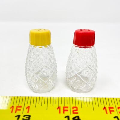 VINTAGE 2â€ SALT & PEPPER SHAKERS #1